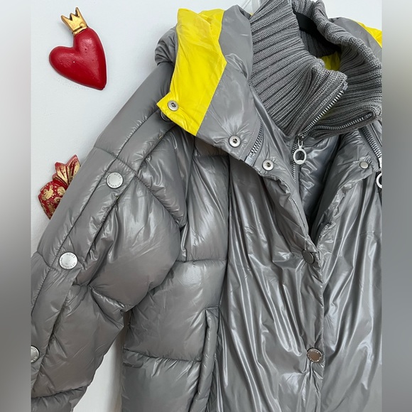 Noize jacket, medium size, like brand new! - Picture 15 of 15